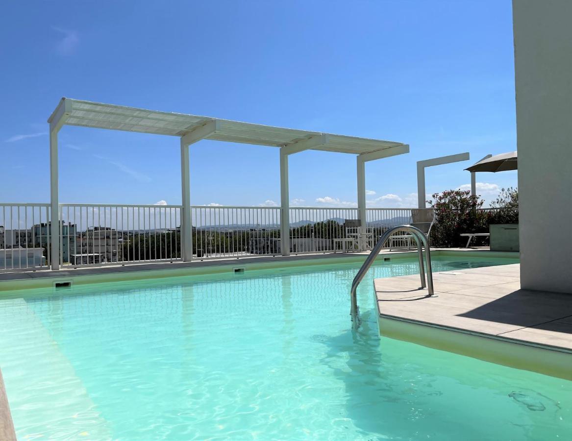 Residence Ten Suite Ρίμινι Εξωτερικό φωτογραφία