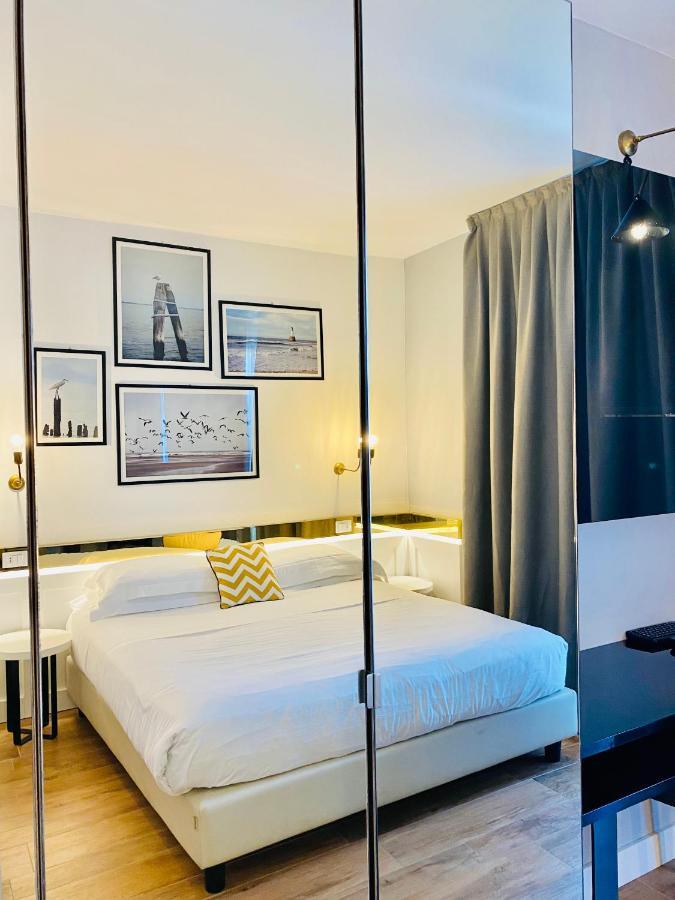 Residence Ten Suite Ρίμινι Εξωτερικό φωτογραφία
