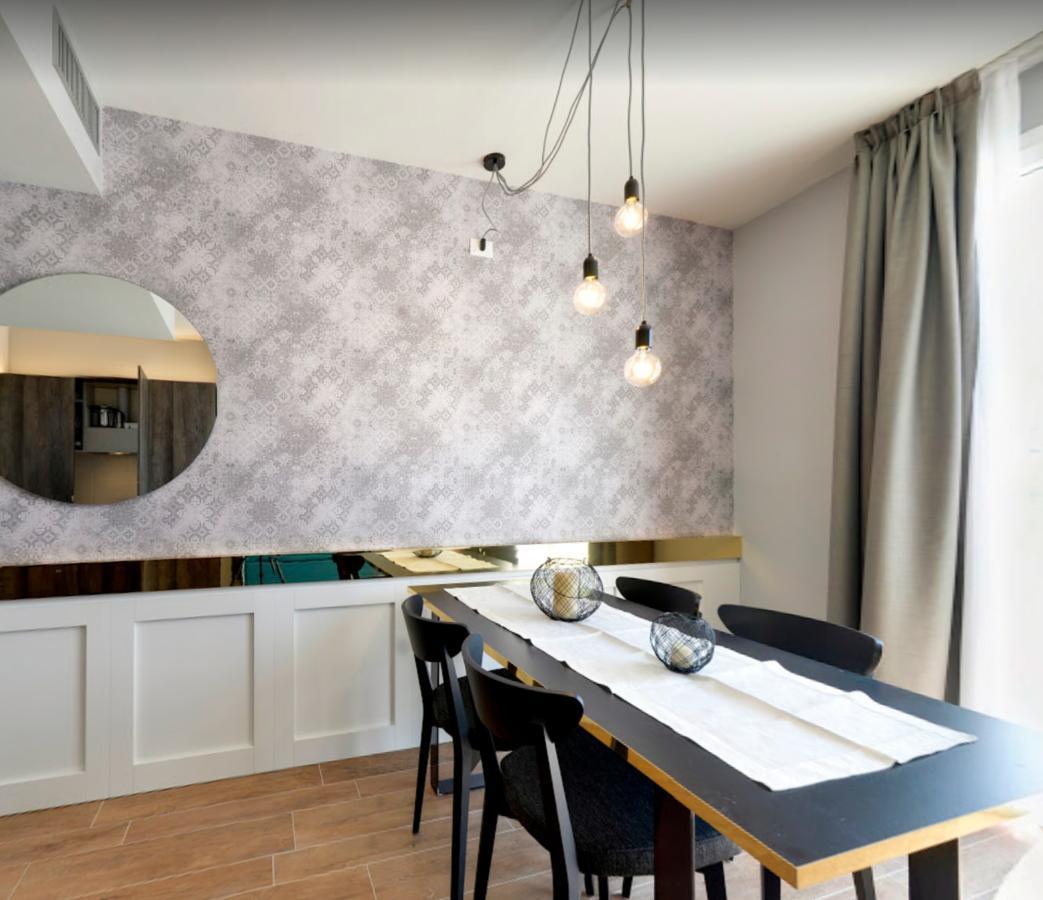 Residence Ten Suite Ρίμινι Εξωτερικό φωτογραφία