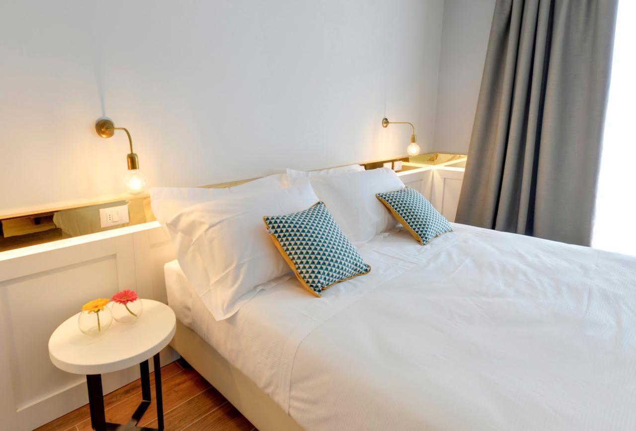 Residence Ten Suite Ρίμινι Εξωτερικό φωτογραφία